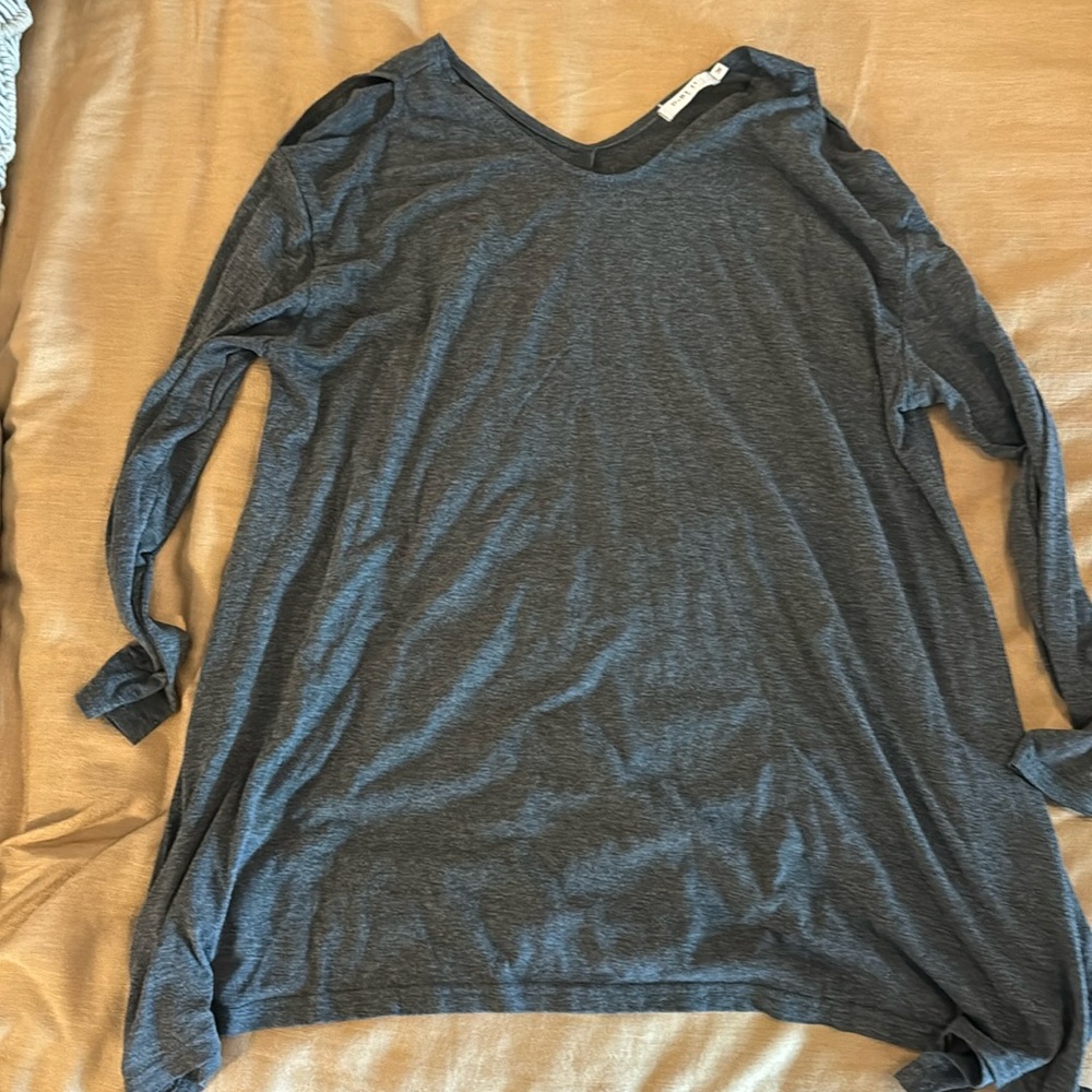 Long sleeve grey tunic